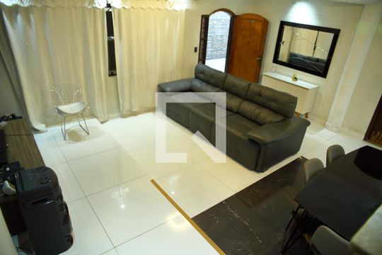 Sala de casa à venda com 4 quartos, 270m² em Vila Netuno, São Bernardo do Campo