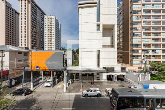 Vista do Quarto de apartamento para alugar com 1 quarto, 60m² em Aeroporto, São Paulo