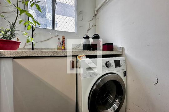 Área de Serviço de apartamento à venda com 2 quartos, 34m² em Santo Amaro, São Paulo