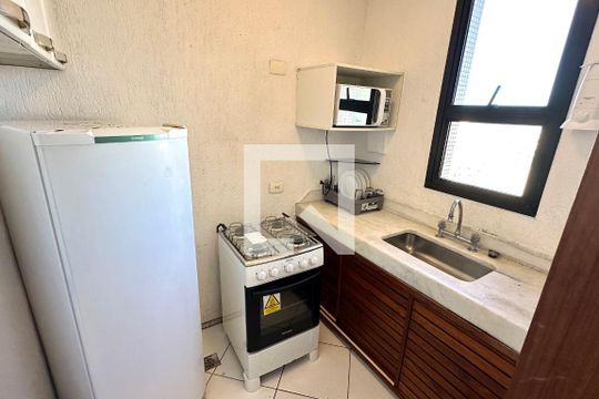 Cozinha de apartamento à venda com 1 quarto, 80m² em Copacabana, Rio de Janeiro