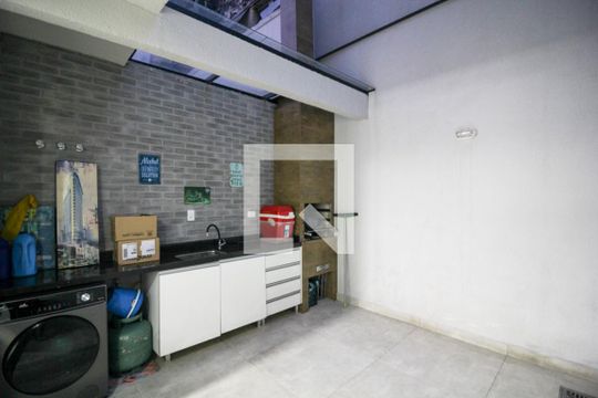 Área de Serviço integrada de casa à venda com 3 quartos, 140m² em Jardim Juá, São Paulo
