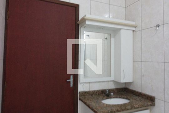 Banheiro Social de casa à venda com 3 quartos, 210m² em Jardim Campestre, São Bernardo do Campo