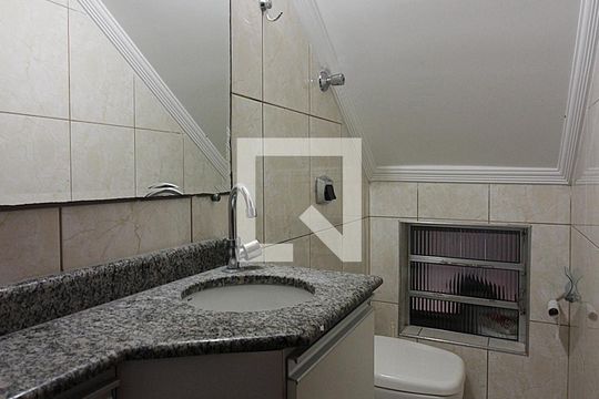 Lavabo de casa à venda com 3 quartos, 210m² em Jardim Campestre, São Bernardo do Campo
