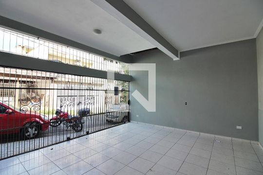 Garagem de casa à venda com 3 quartos, 210m² em Jardim Campestre, São Bernardo do Campo