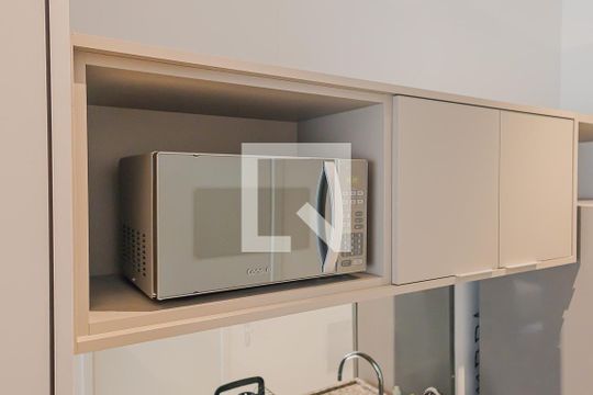 Cozinha de kitnet/studio à venda com 1 quarto, 27m² em Pinheiros, São Paulo