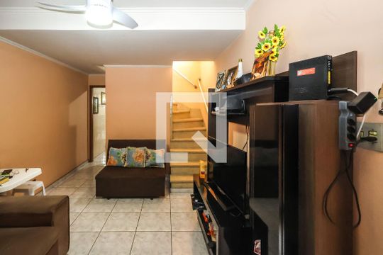 Sala de casa à venda com 3 quartos, 90m² em Vila Liviero, São Paulo
