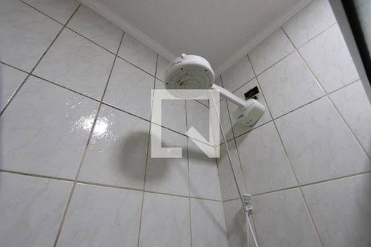 Banheiro Social de casa para alugar com 3 quartos, 150m² em Jardim Vila Formosa, São Paulo