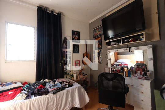 Quarto 1 de casa para alugar com 3 quartos, 150m² em Jardim Vila Formosa, São Paulo