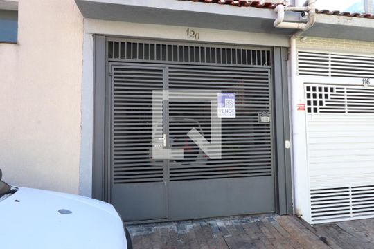 Fachada e Placa de casa para alugar com 3 quartos, 150m² em Jardim Vila Formosa, São Paulo