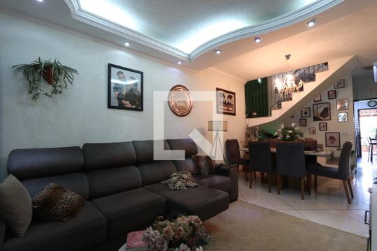 Sala de casa para alugar com 3 quartos, 150m² em Jardim Vila Formosa, São Paulo