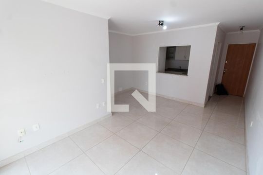 Sala de apartamento à venda com 2 quartos, 70m² em Centro, Campinas
