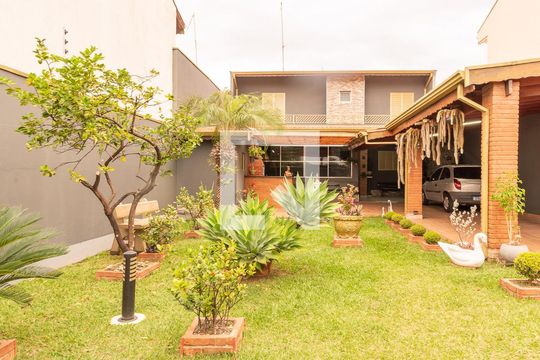 Jardim de casa à venda com 3 quartos, 190m² em Parque Via Norte, Campinas