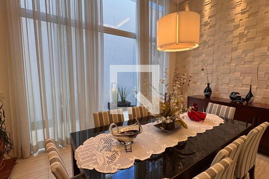 Sala de Jantar de casa de condomínio à venda com 3 quartos, 207m² em Swiss Park, Campinas
