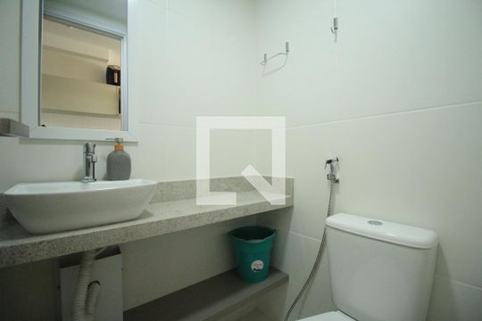 Banheiro de apartamento para alugar com 1 quarto, 20m² em Pituba, Salvador