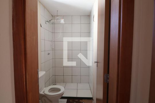 Banheiro de apartamento para alugar com 2 quartos, 40m² em Rio Branco, Canoas