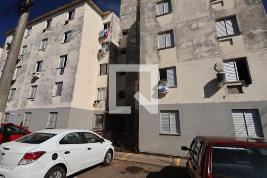 Fachada do bloco de apartamento para alugar com 2 quartos, 40m² em Rio Branco, Canoas