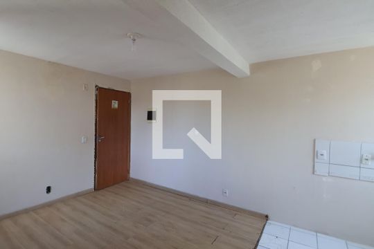 Sala de apartamento para alugar com 2 quartos, 40m² em Rio Branco, Canoas