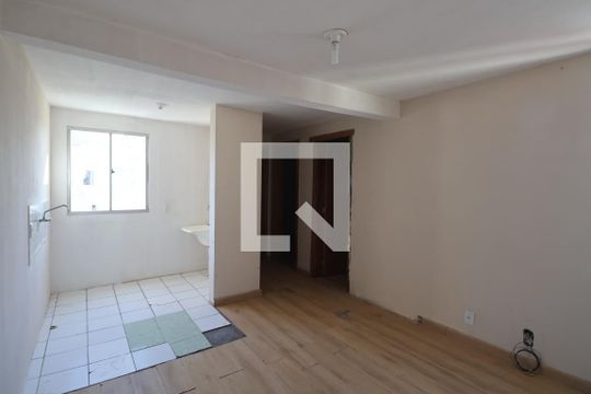 Sala de apartamento para alugar com 2 quartos, 40m² em Rio Branco, Canoas
