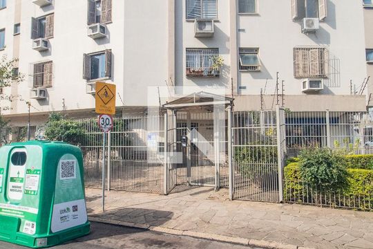 Fachada de apartamento à venda com 1 quarto, 40m² em Cidade Baixa, Porto Alegre