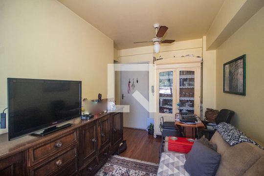 Sala de apartamento à venda com 1 quarto, 40m² em Cidade Baixa, Porto Alegre