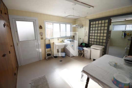 Área de Serviço de casa à venda com 4 quartos, 340m² em Cidade Universitária, Campinas