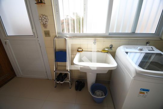 Área de Serviço de casa à venda com 4 quartos, 340m² em Cidade Universitária, Campinas