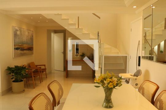 Sala/Cozinha de apartamento à venda com 4 quartos, 255m² em Vila Anastácio, São Paulo