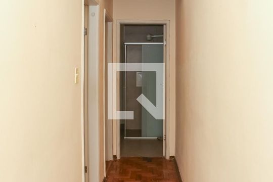 Corredor de apartamento para alugar com 3 quartos, 85m² em Perdizes, São Paulo