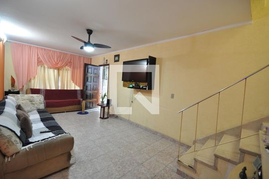 Sala de casa à venda com 3 quartos, 125m² em Vila Constança, São Paulo