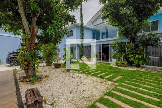 Área Externa de casa de condomínio para alugar com 5 quartos, 444m² em Recreio dos Bandeirantes, Rio de Janeiro