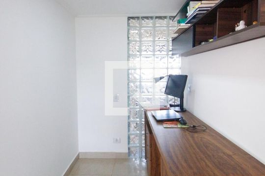 Escritório de apartamento para alugar com 2 quartos, 90m² em Jardim Monte Kemel, São Paulo