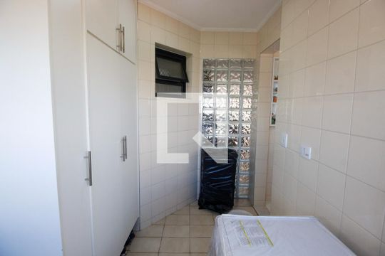 Área de Serviço de apartamento para alugar com 2 quartos, 90m² em Jardim Monte Kemel, São Paulo