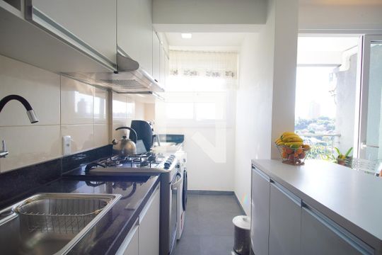 Cozinha de apartamento à venda com 2 quartos, 51m² em Ideal, Novo Hamburgo