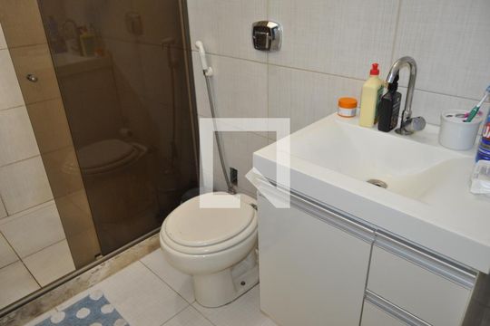 Banheiro da Suíte 2 de casa à venda com 4 quartos, 327m² em Cachambi, Rio de Janeiro