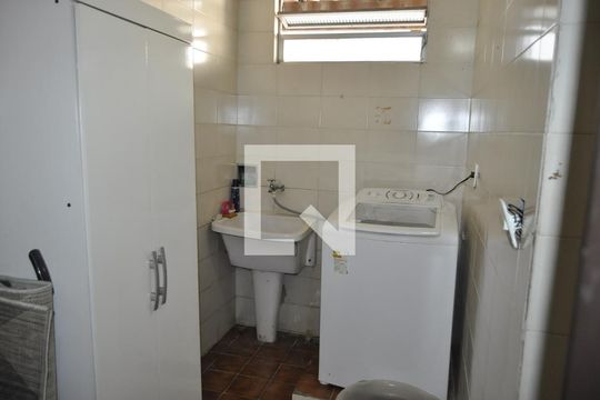 Área de Serviço de casa à venda com 4 quartos, 327m² em Cachambi, Rio de Janeiro