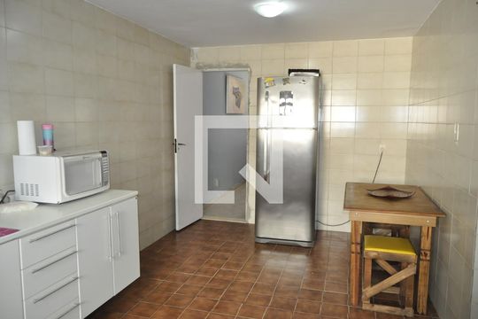 Cozinha de casa à venda com 4 quartos, 327m² em Cachambi, Rio de Janeiro