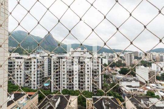 Vista Quarto 2 de apartamento à venda com 3 quartos, 130m² em Grajaú, Rio de Janeiro