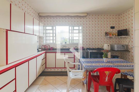 Cozinha de casa à venda com 5 quartos, 270m² em Jaguaré, São Paulo