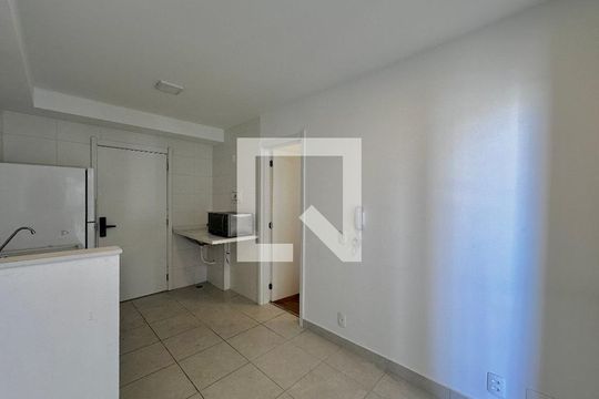 Sala de apartamento para alugar com 1 quarto, 27m² em Jardim Caravelas, São Paulo