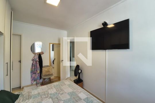 Quarto 1 ( Suíte ) de casa de condomínio à venda com 3 quartos, 110m² em Parque Santo Antonio, São Bernardo do Campo