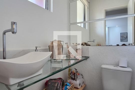 Lavabo de casa de condomínio à venda com 3 quartos, 110m² em Parque Santo Antonio, São Bernardo do Campo