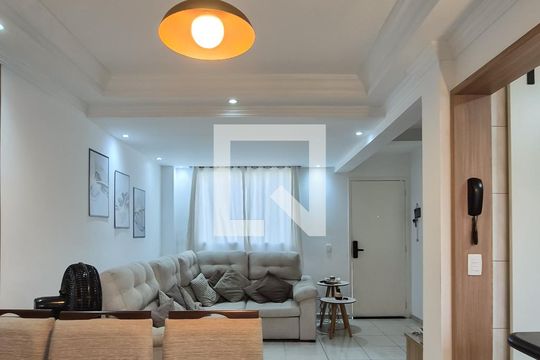 Sala de casa de condomínio à venda com 3 quartos, 110m² em Parque Santo Antonio, São Bernardo do Campo