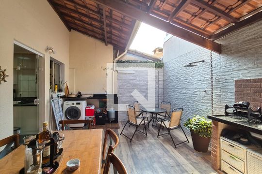 Área de Serviço de casa de condomínio à venda com 3 quartos, 110m² em Parque Santo Antonio, São Bernardo do Campo