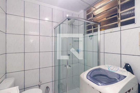 Banheiro de kitnet/studio à venda com 1 quarto, 33m² em Centro Histórico de São Paulo, São Paulo