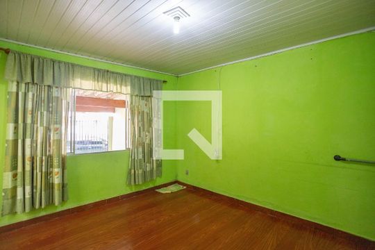 Sala de casa à venda com 2 quartos, 125m² em Taboão, Diadema