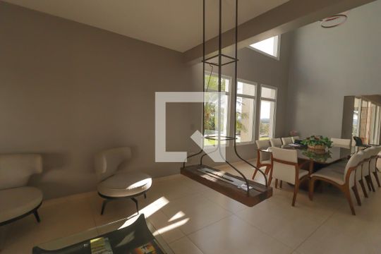 Sala de casa de condomínio à venda com 7 quartos, 6000m² em Ivoturucaia, Jundiaí