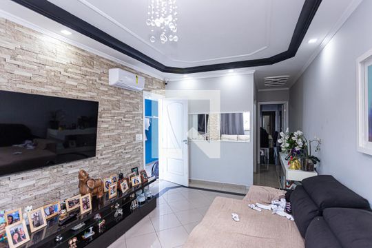 Sala de casa à venda com 3 quartos, 380m² em Vila Mangalot, São Paulo