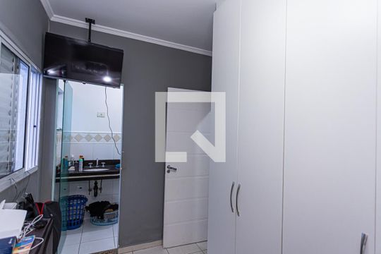 Suite 3 de casa à venda com 3 quartos, 380m² em Vila Mangalot, São Paulo