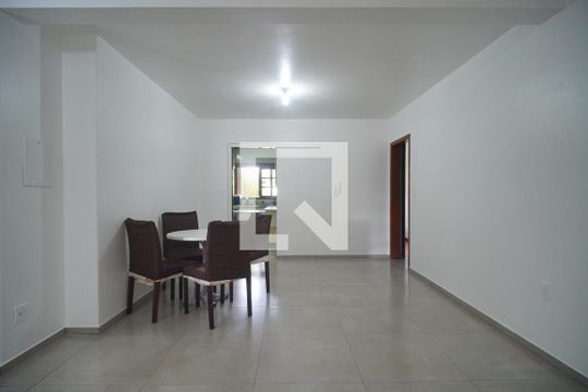 Sala de casa à venda com 3 quartos, 226m² em Canudos, Novo Hamburgo