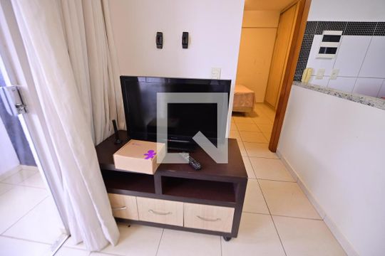 Sala de apartamento para alugar com 1 quarto, 30m² em Setor Leste Universitário, Goiânia